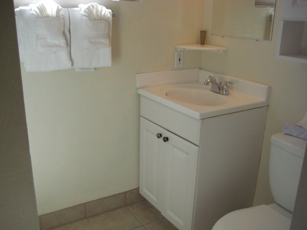 Condo, 2 Bedrooms (+ Loft) photo 3