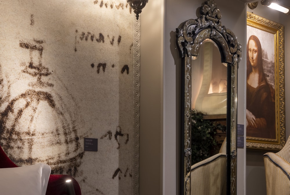 Mona Lisa Privilege Room with spa access photo 3