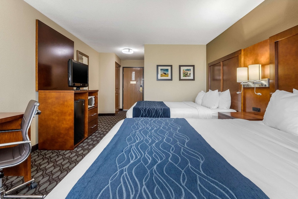 Room, 2 Queen Beds, Accessible, Non Smoking - Photo 3