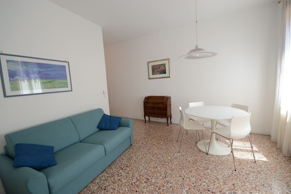 Apartment, 2 Bedrooms, Lagoon View (Dependance) photo 2