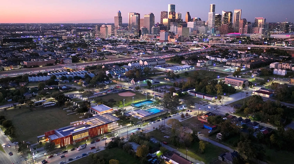 3BD HTX Luxe Home Fast Wi-fi Garage Location, Billede 5