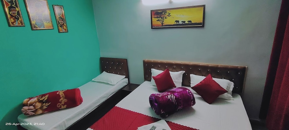 Deluxe Double Room, City View photo 3