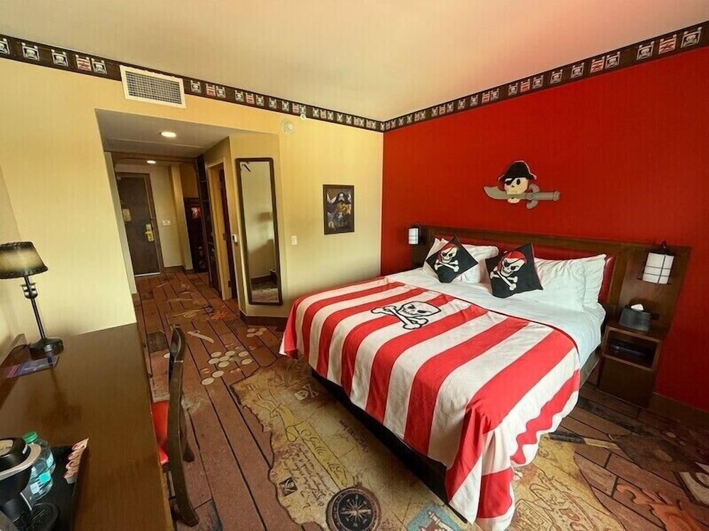 Pirate Theme