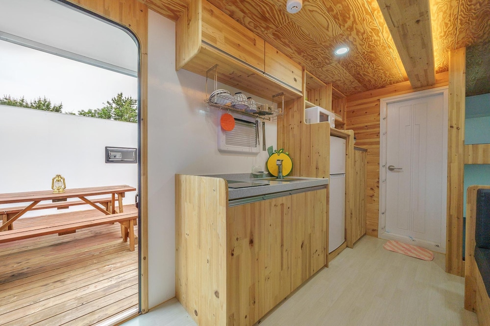 Basic Room, 1 Bedroom (Caravan5) - Photo 10
