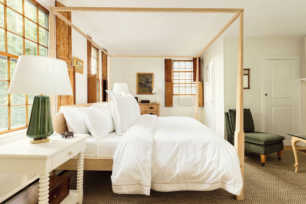 Deluxe Triple Room, City View photo 1