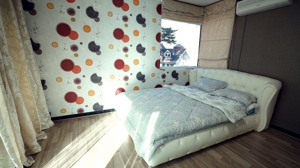 Standard House (Pet friendly) photo 1