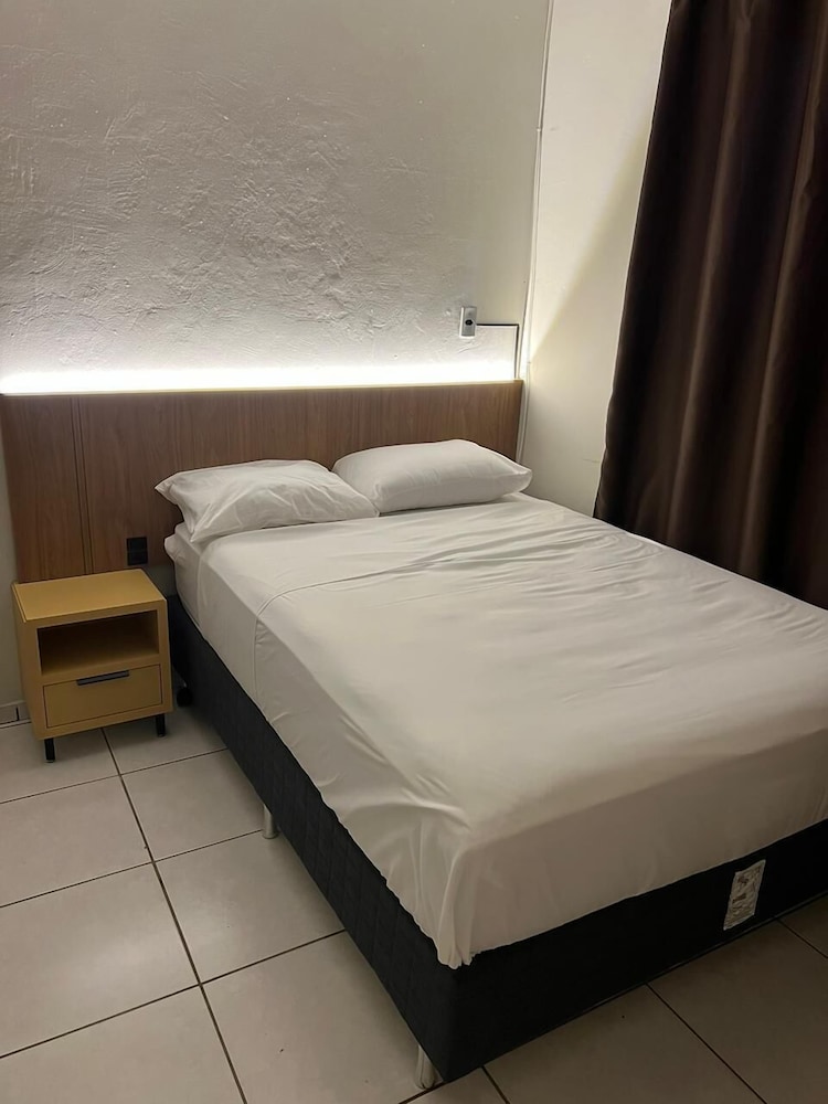 Premium Double Room, 1 King Bed, Non Smoking, Ensuite