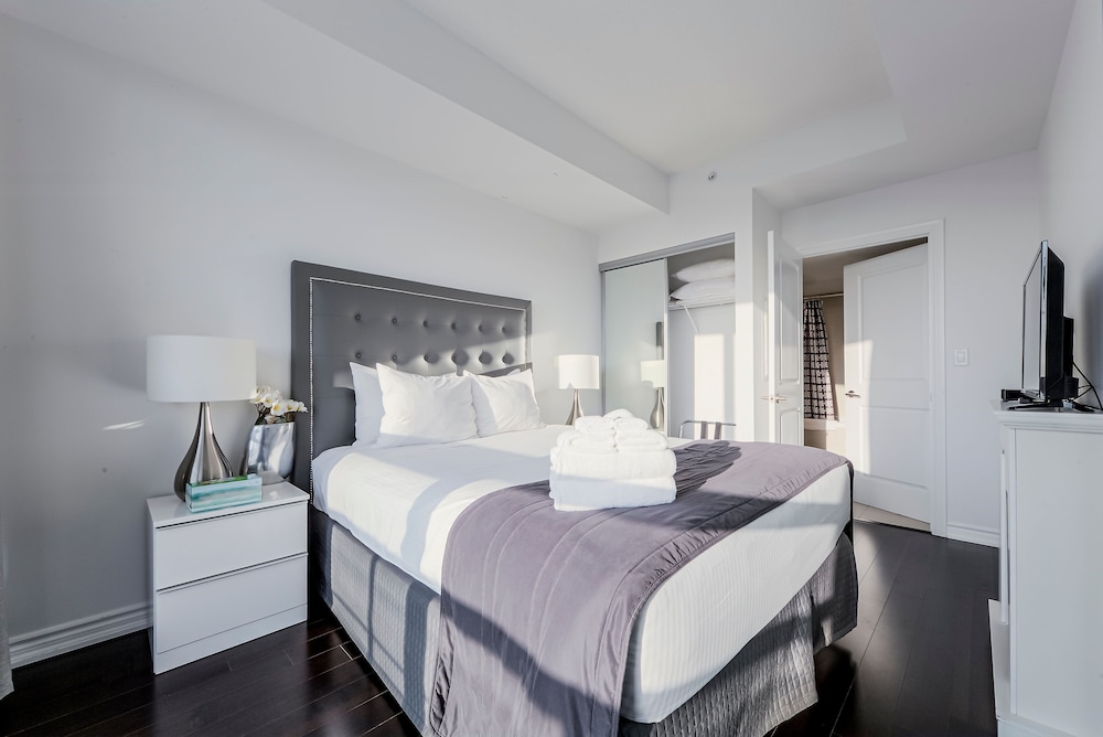Family Size 2 Bedroom Fully Furnished Condo Sleeps 6, Parking Available, 3tvs, Foto 15