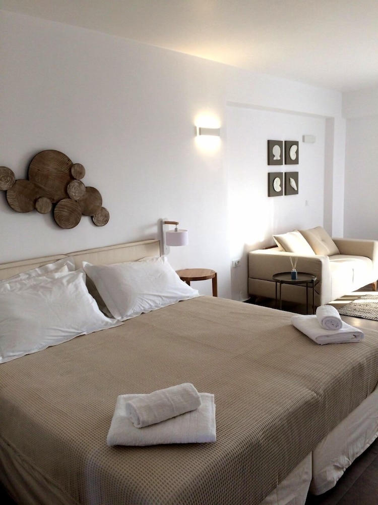 Family Apartment, 1 Queen Bed with Sofa bed, Balcony, Sea View (Room 2)