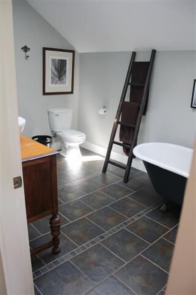 House, 2 Bedrooms, Kitchen photo 3