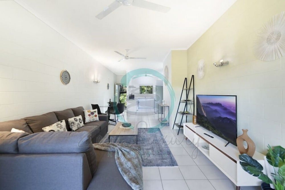 Comfort Apartment photo 1
