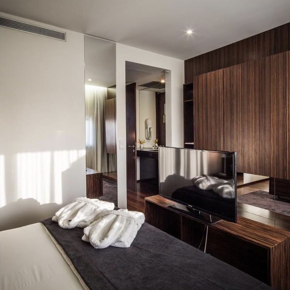 Basic Double or Twin Room photo 3