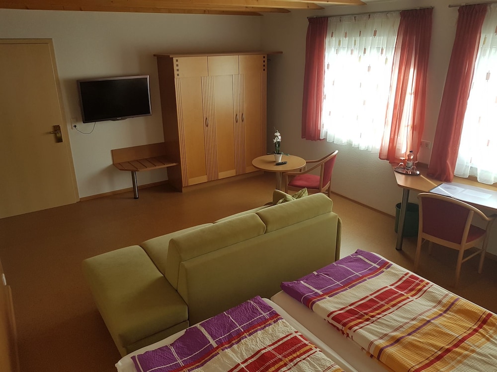 Family Apartment, Private Bathroom, Garden View photo 1