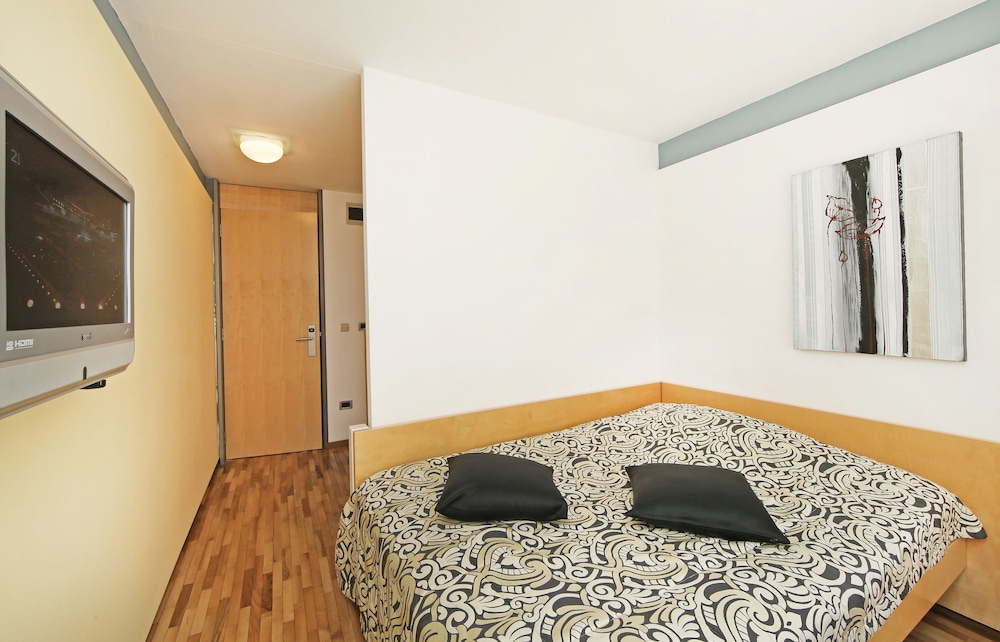 Small Double Budget Room photo 1