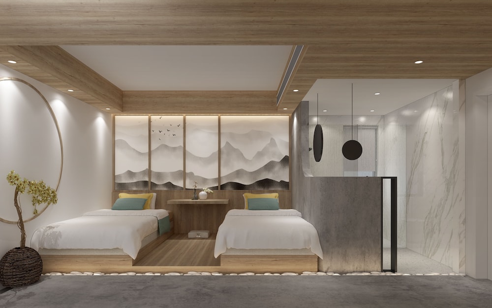 Signature Twin Room
