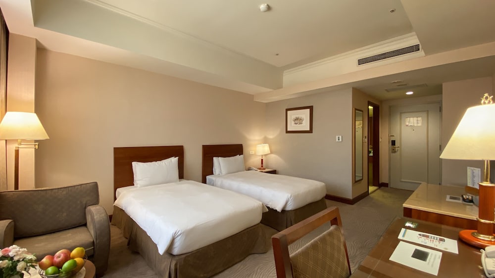 Monarch Room (Twin Beds)(6F-10F)