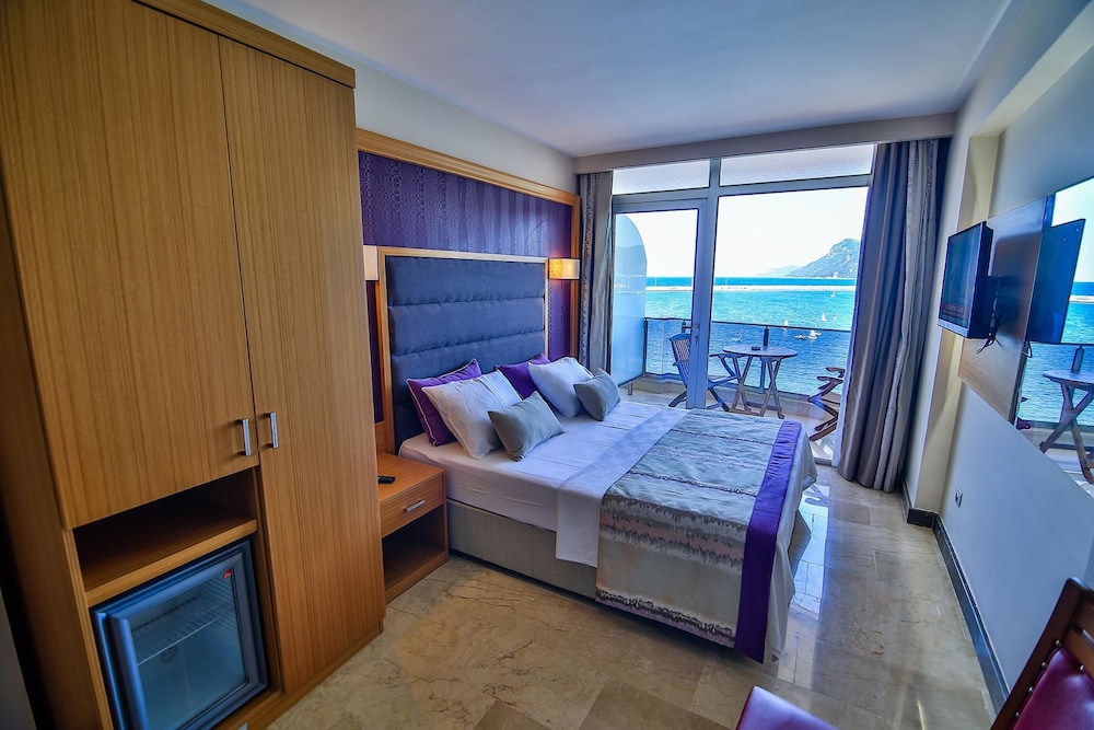 Family Room, Sea View photo 1