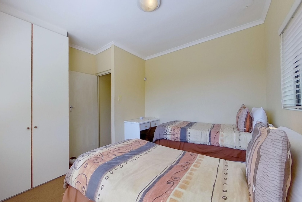 Deluxe Apartment photo 2