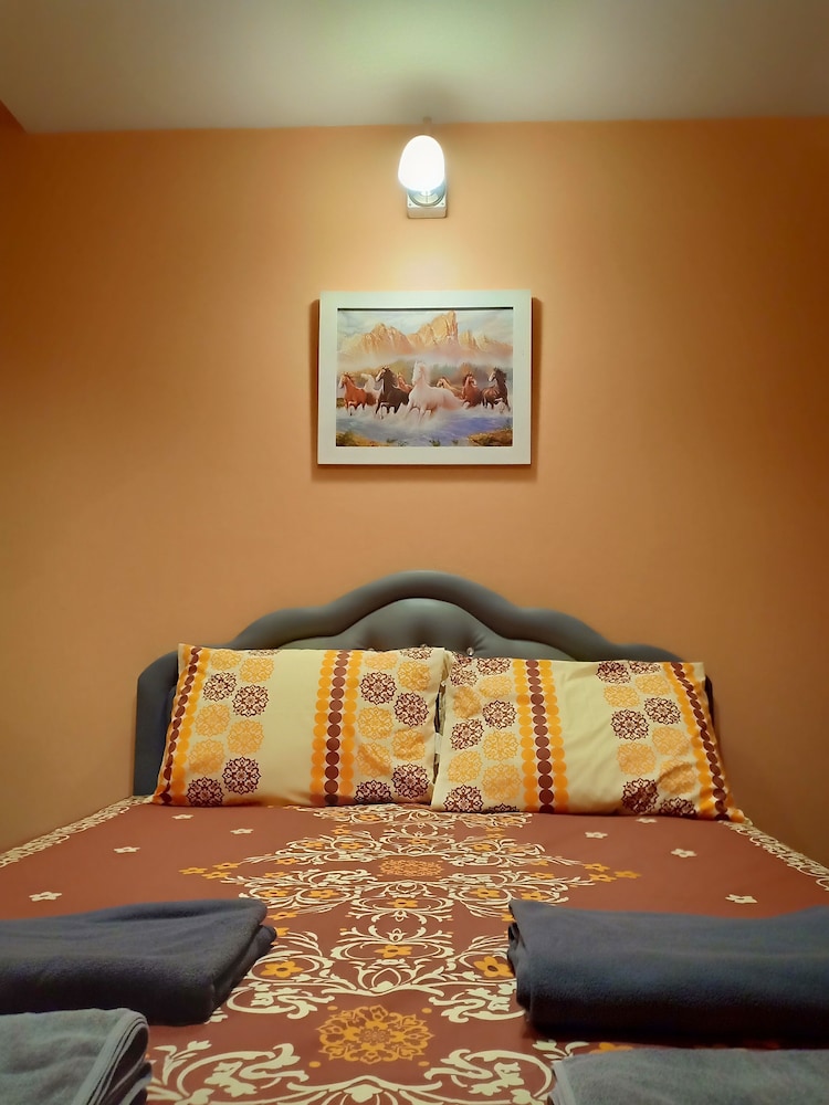 Standard Room (Brown) photo 3