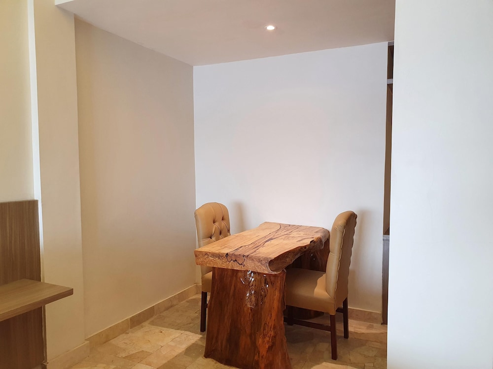 Panoramic Studio Suite, Ocean View photo 2