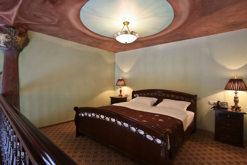 Classic Double Room, Park View, Mezzanine