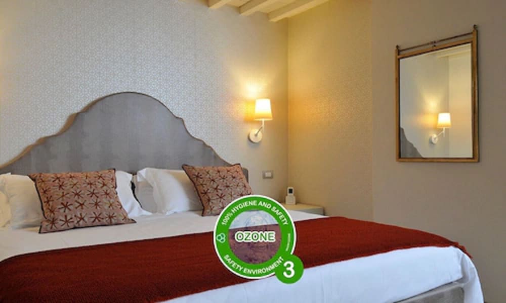 Superior Double or Twin Room photo 1