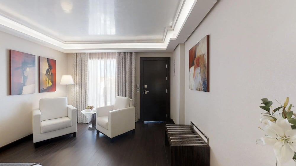 Standard Double Room (2+1 child) - Photo 4