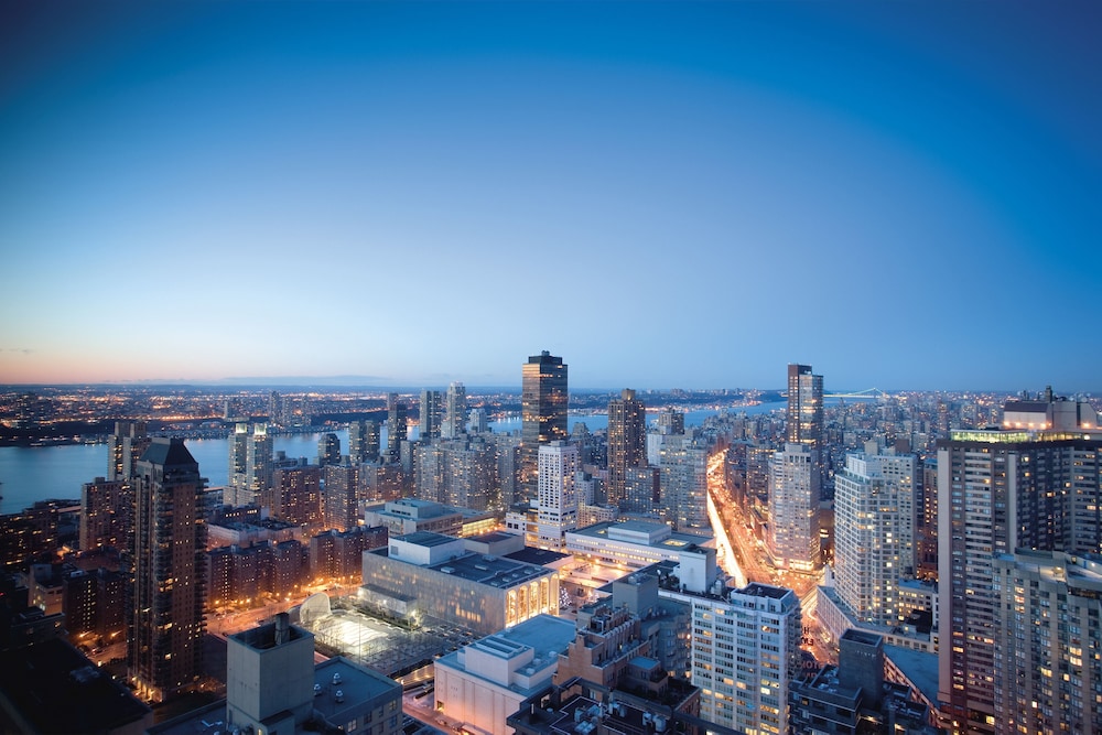 Hudson River View, Suite thumbnail 6
