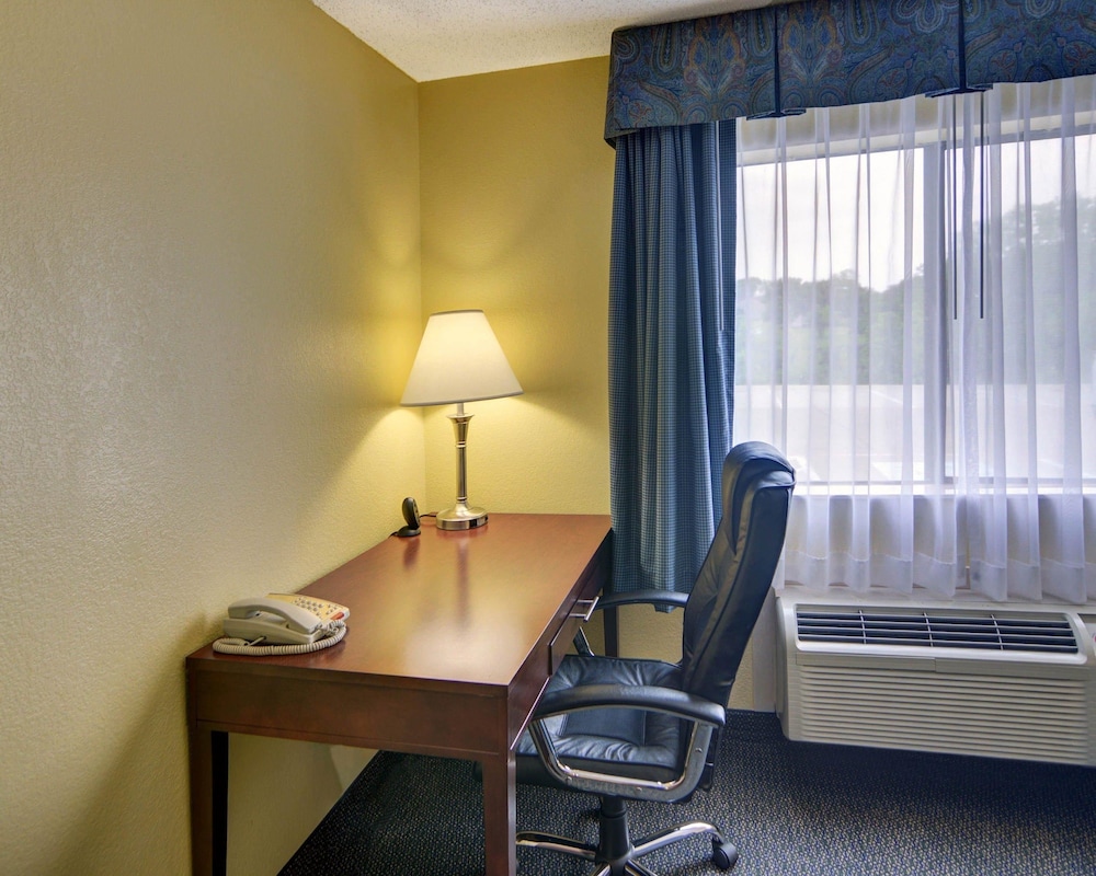 Standard Double Room, 2 Double Beds - Photo 3