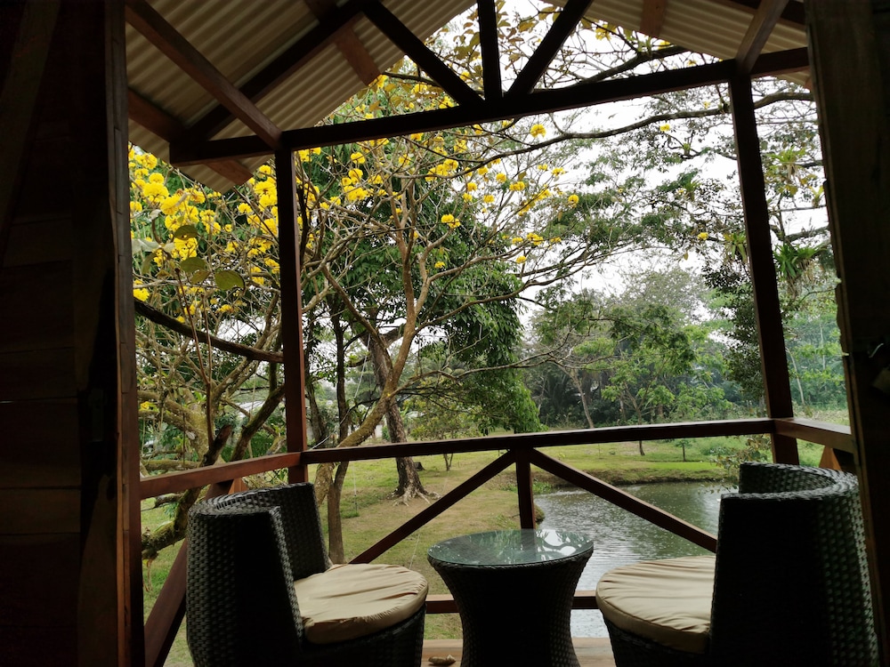 Basic Cottage, Non Smoking, Lake View photo 3
