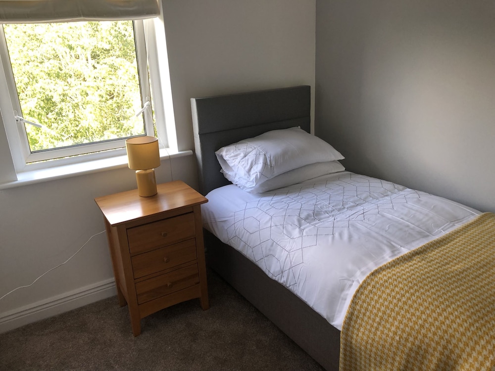Apartment photo 1