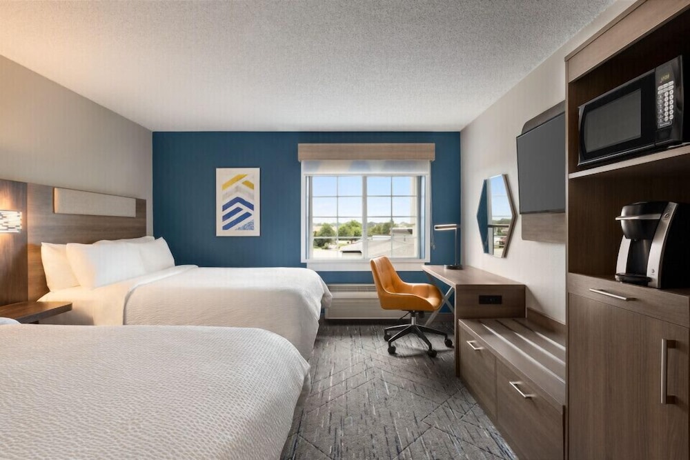 Standard Room, 2 Queen Beds, Accessible (Communications) - Photo 3