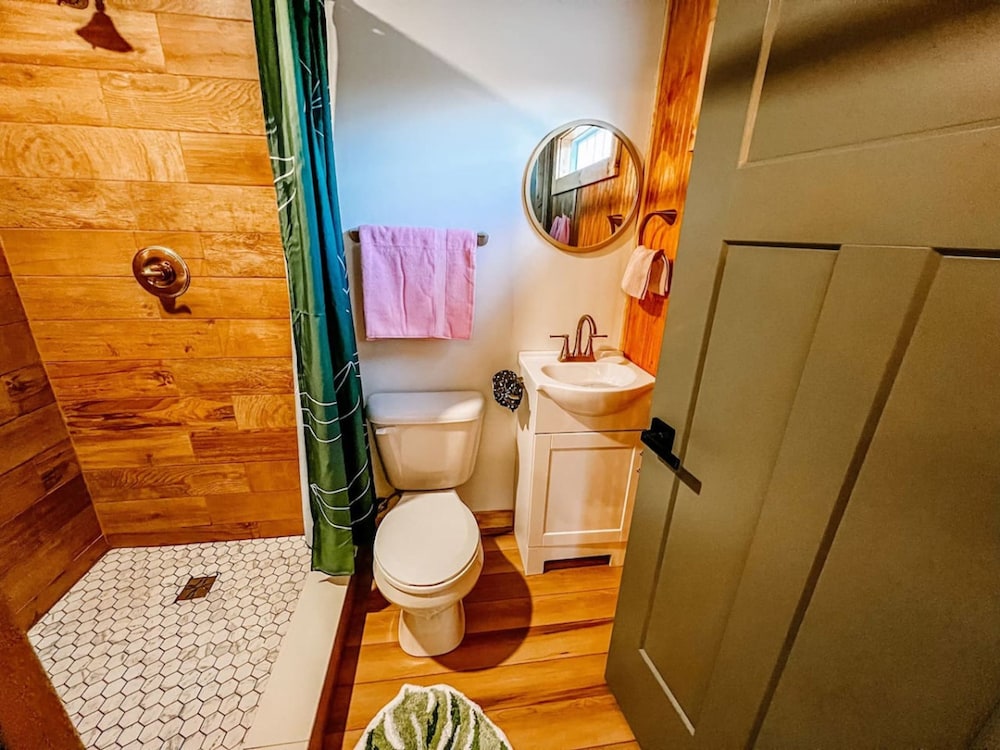 Ruby s Red Cabin Hot Tub Nature Horses Indy, Billede 32