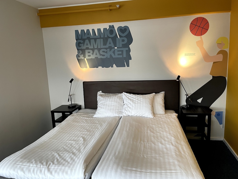 Quadruple Room, 1 Bedroom, Private Bathroom photo 1