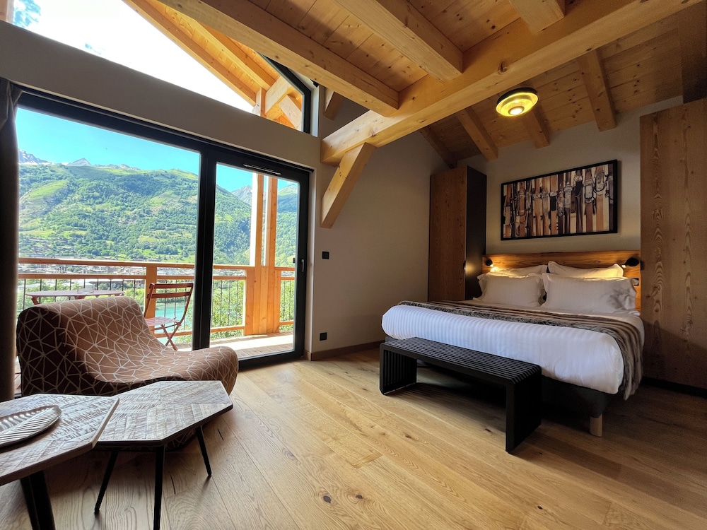 Luxury Triple Room, Mountain View photo 2