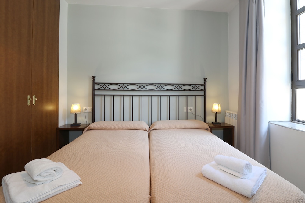 Apartment (2 Adults)