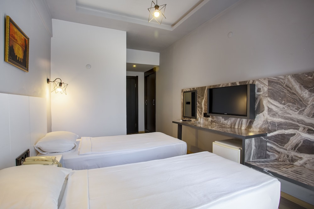Standard Room photo 3