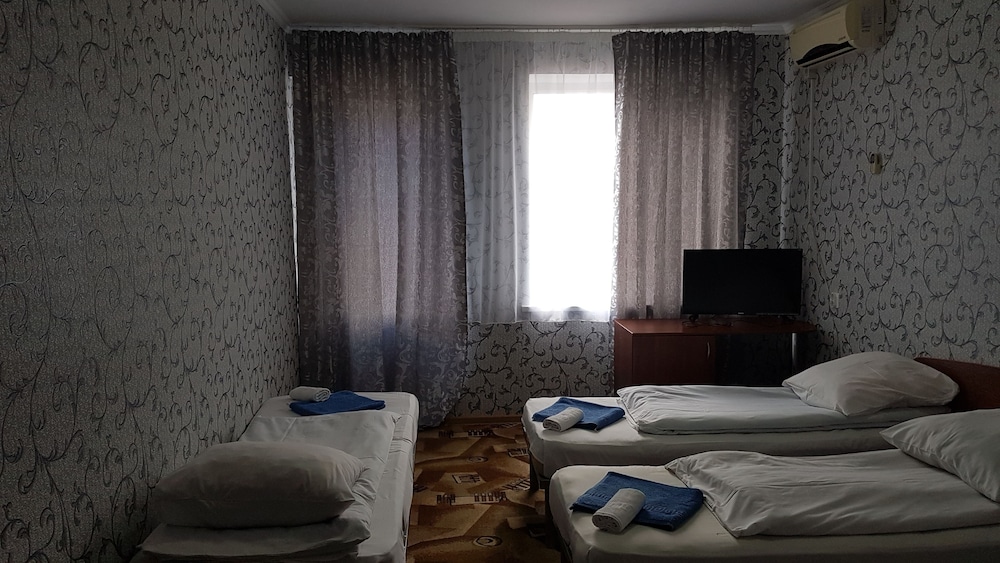 Comfort Quadruple Room, Balcony photo 1