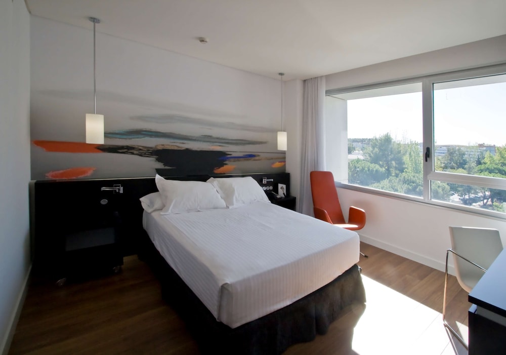 Single Room Single Room