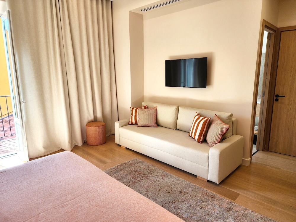 Junior Suite, Balcony photo 2