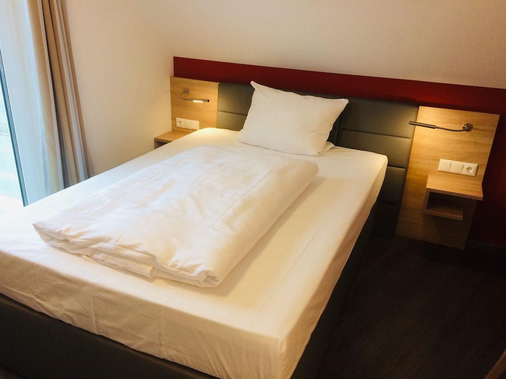Adesso Hotel Göttingen - betal på ejendommen ved ankomst - Dit automathotel i Göttingen, Billede 5
