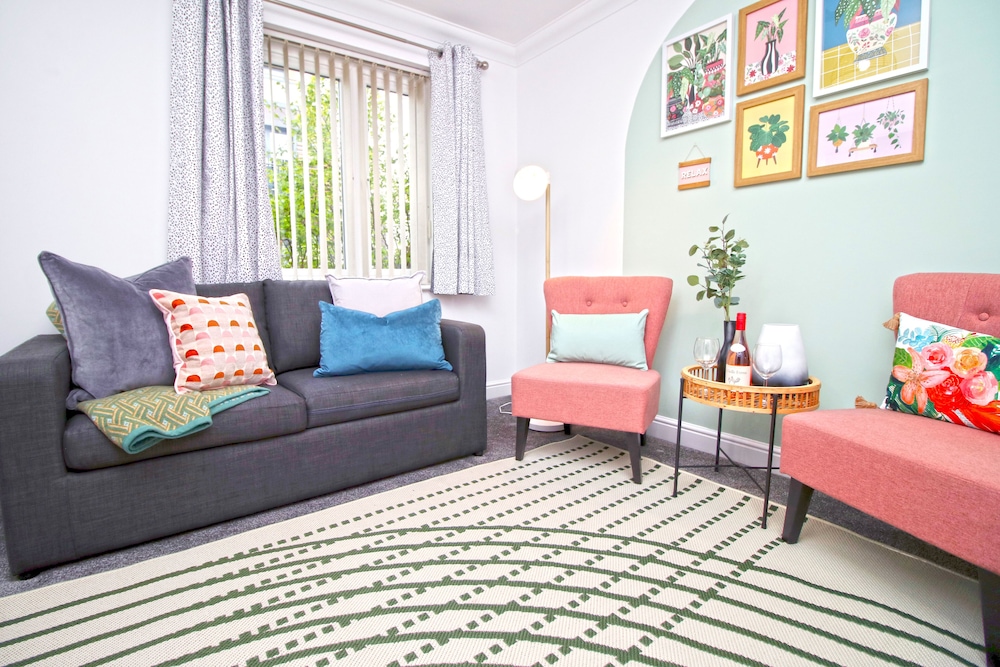 Family House photo 1
