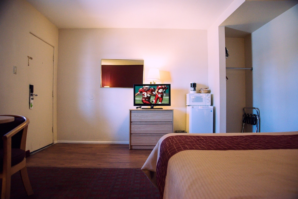 Suite, 2 Double Beds, Non Smoking, Kitchenette - Photo 5