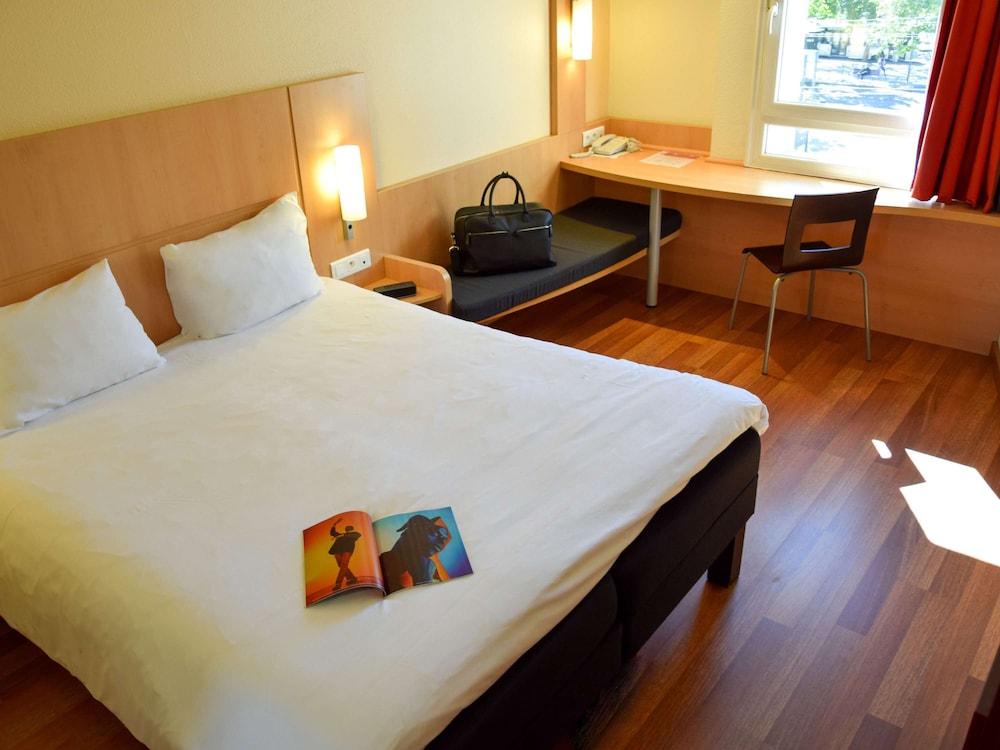 Standard Double Room, 1 Double Bed - Photo 6