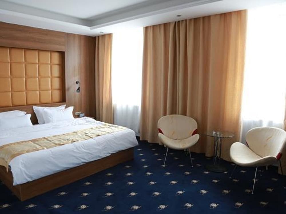 Standard Twin Room photo 2