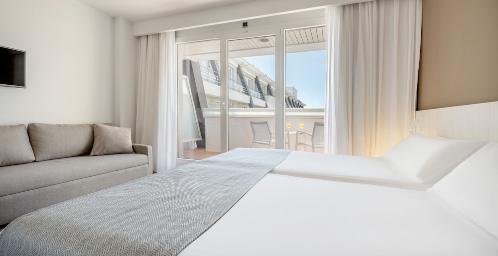 Double Room, Sea View - Photo 6