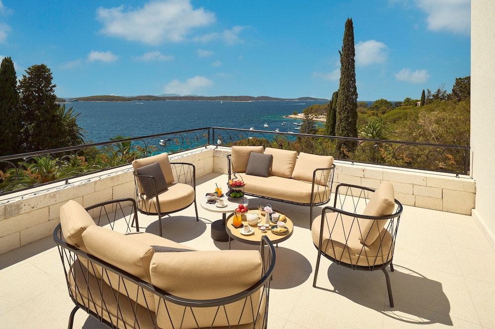 Presidential Studio Suite, Terrace, Sea View photo 3