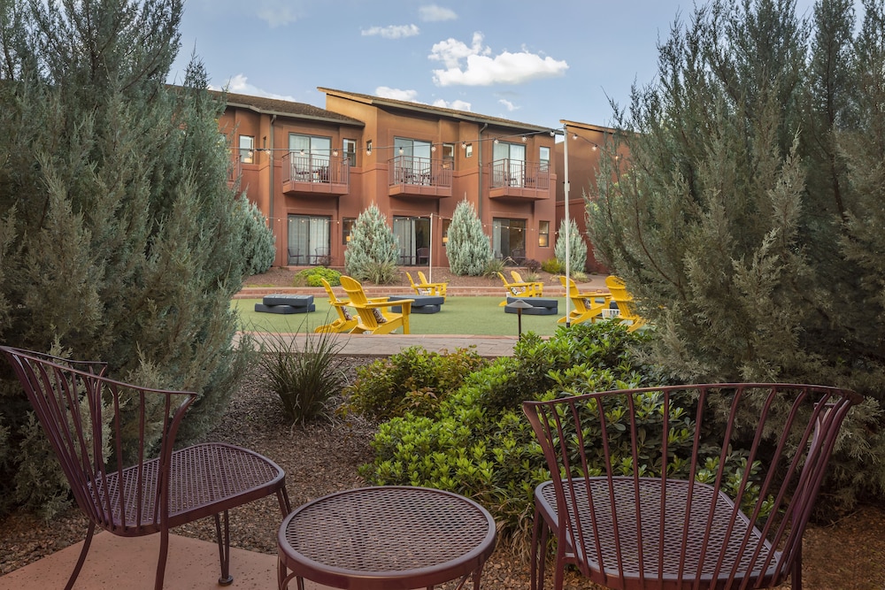 Room, 2 Queen Beds (Courtyard) - Photo 3