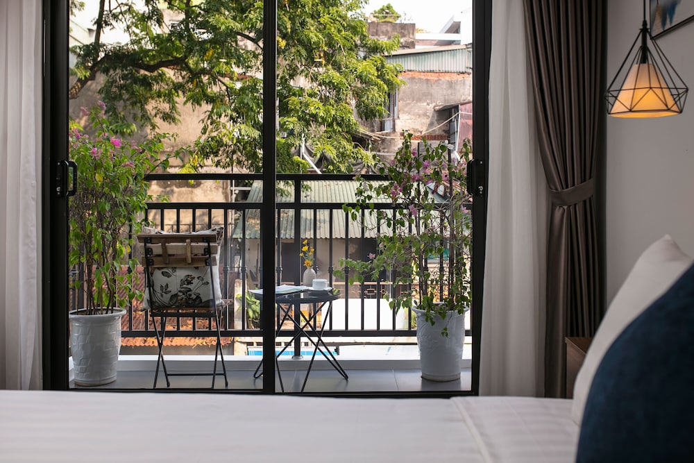 Premier Suite Quadruple Balcony