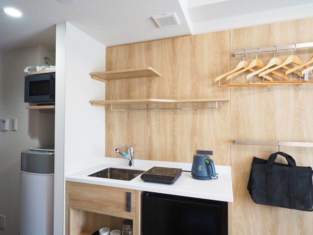 Double Room, Non Smoking (Kitchen,washing machine,microwave) photo 2